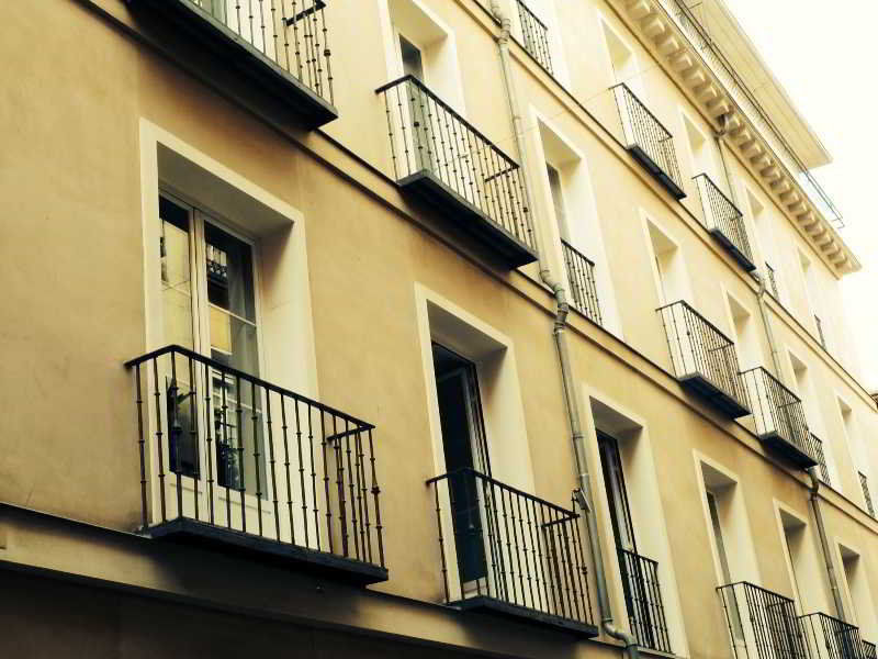 L＆H格兰精选公寓酒店 马德里 外观 照片